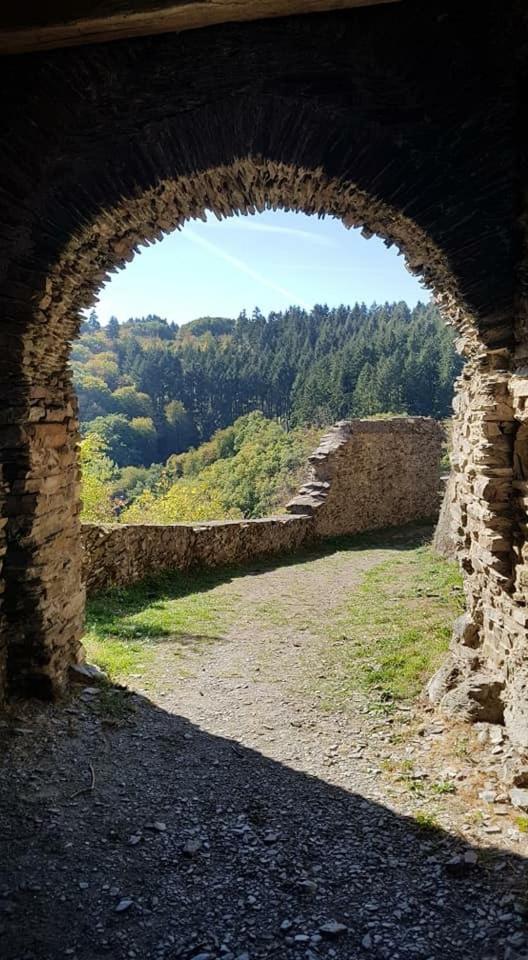 Gast Und Weinhof Beim Schneemann Otel Valwig Dış mekan fotoğraf